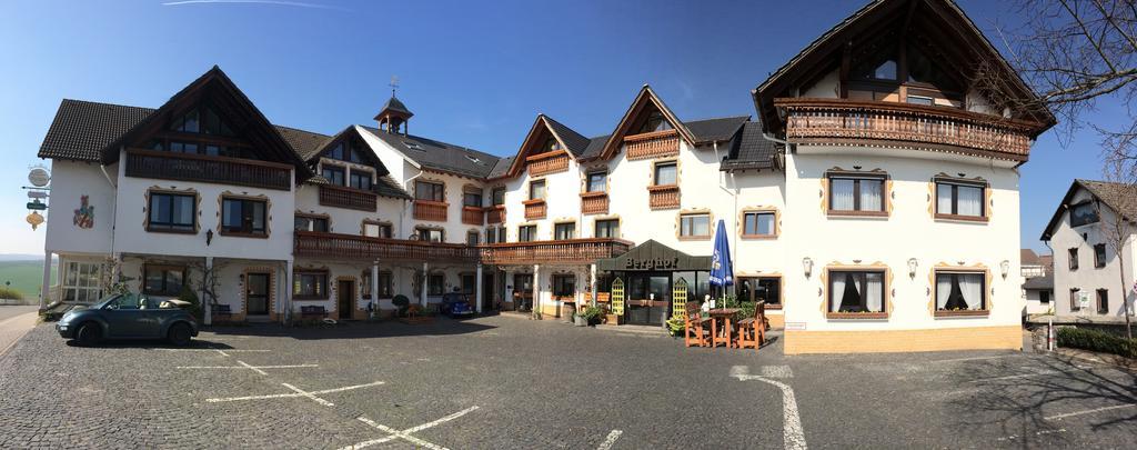 ברגהאוזן Hotel - Restaurant Berghof מראה חיצוני תמונה