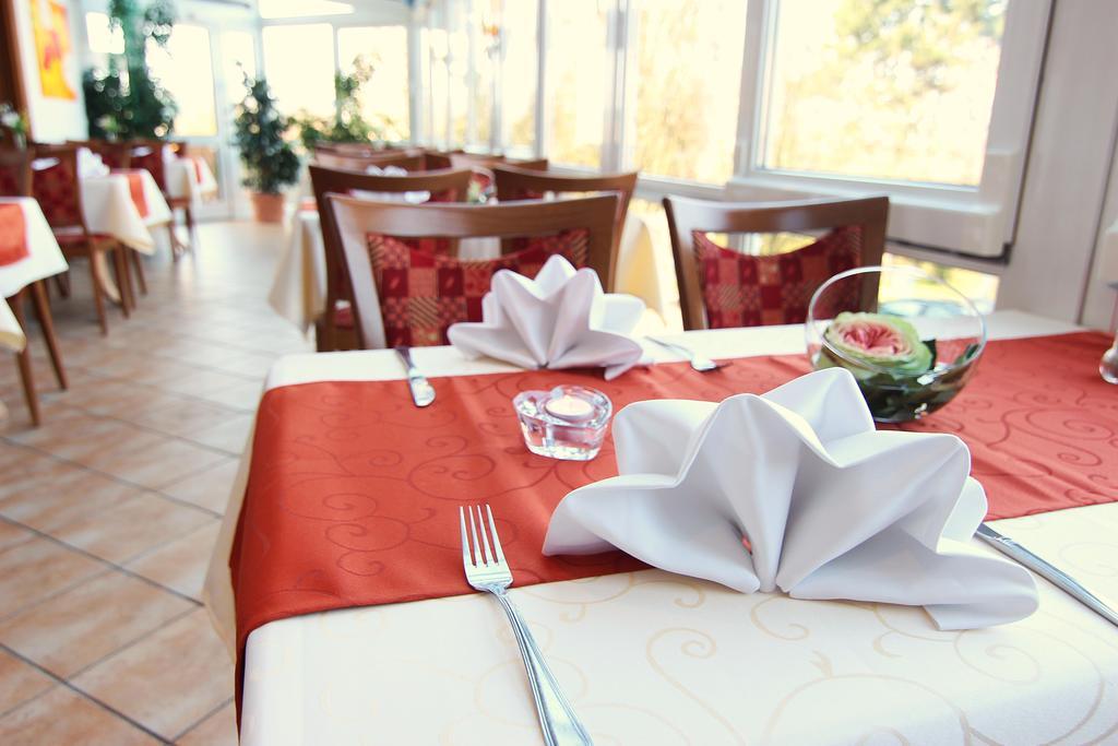 ברגהאוזן Hotel - Restaurant Berghof מראה חיצוני תמונה